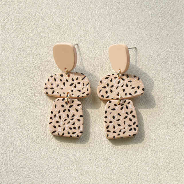 Liv acrylic earrings
